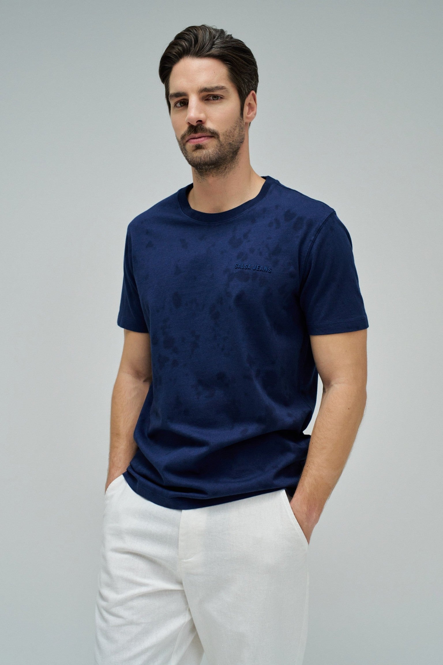 T-SHIRT CON BRANDING
