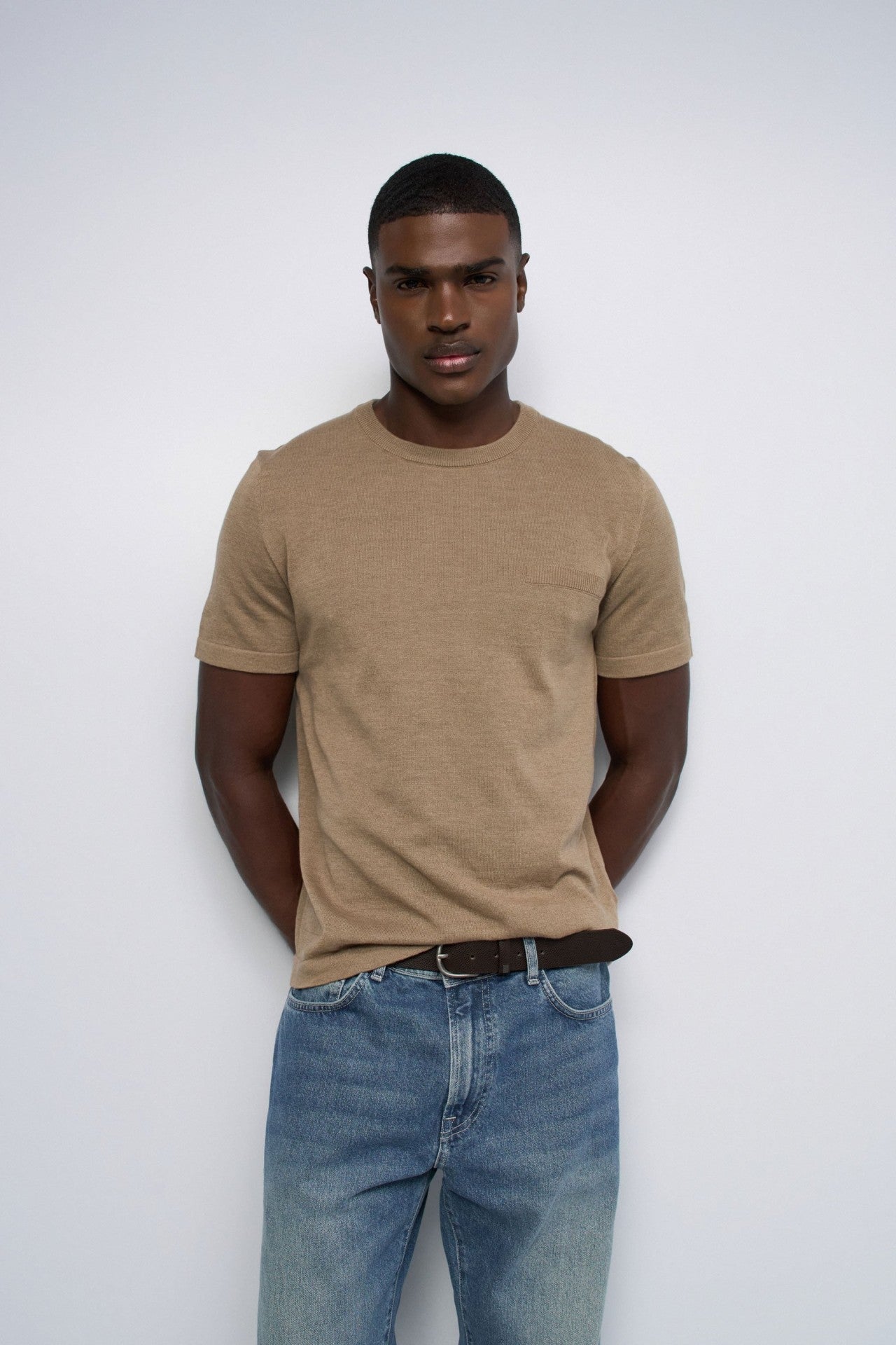 CAMISETA DE PUNTO TRICOTADO Ref: 21012012121 Color: Arena