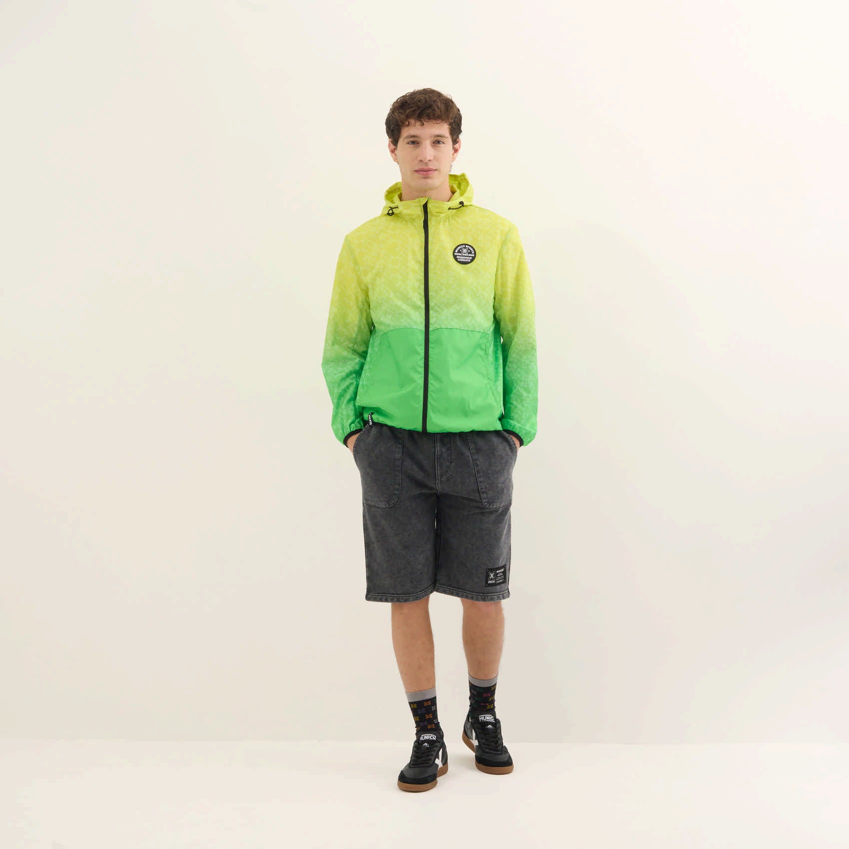 Chaqueta Cortavientos Ultraligera Degradado Lima y Monograma STREETWEAR WINDBRAKER MONOGRAM