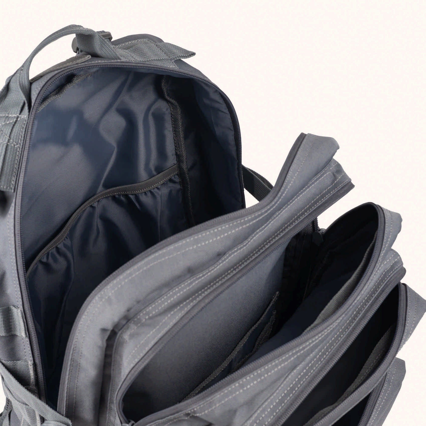 Mochila Munich Delta Backpack color negro