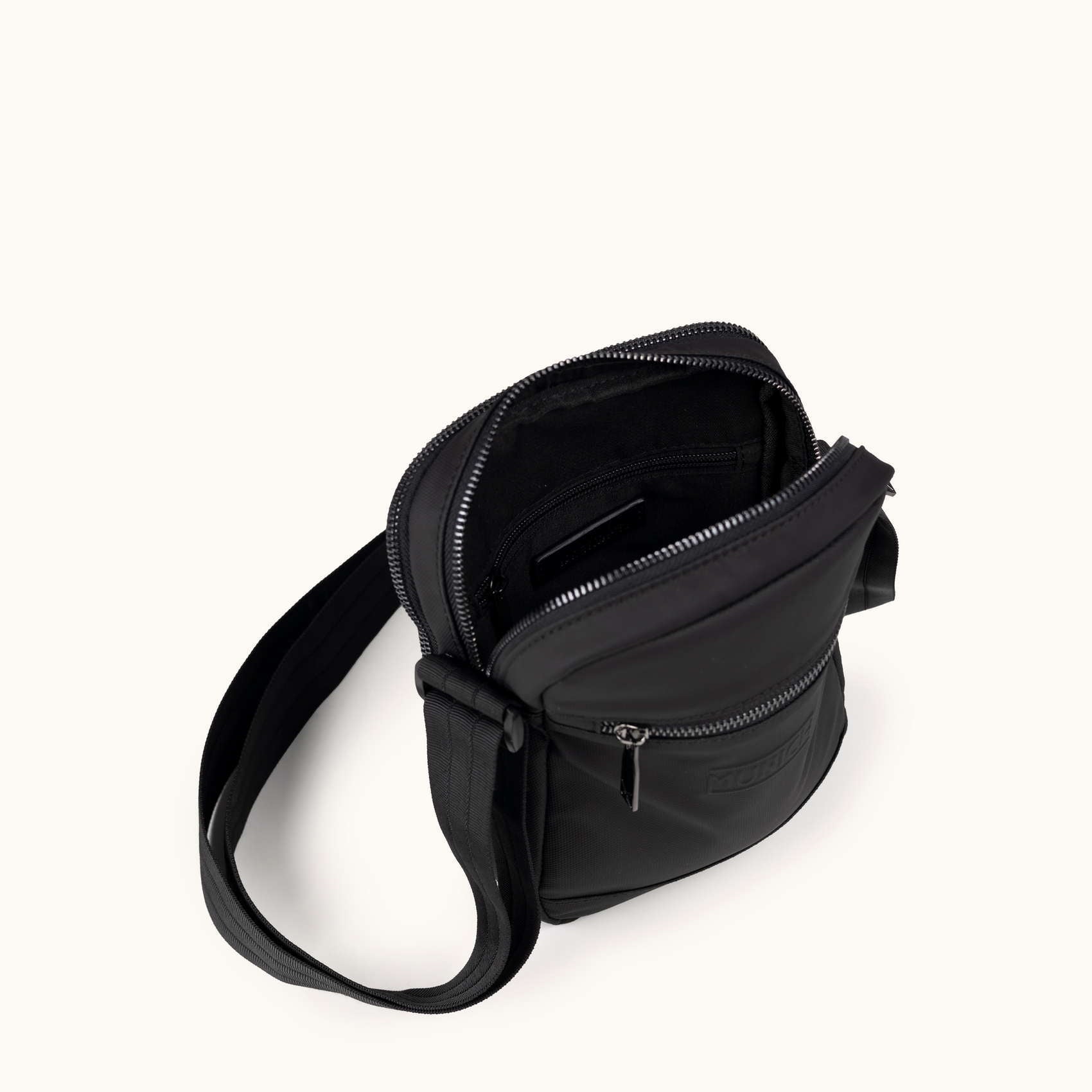 Bandolera sostenible de doble compartimento negra PEAK RECYCLED CROSSBODY