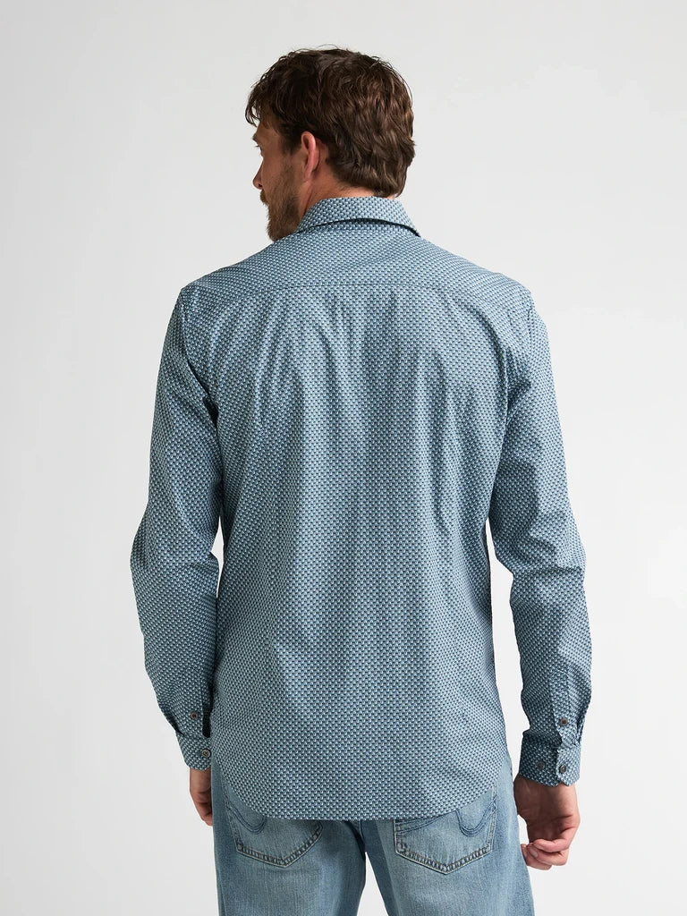 Camisa entallada con microestampado millworks