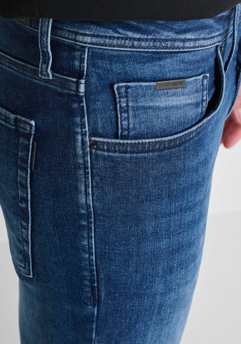 Pantalón vaquero Ozzy Tapered Fit Blue Denim