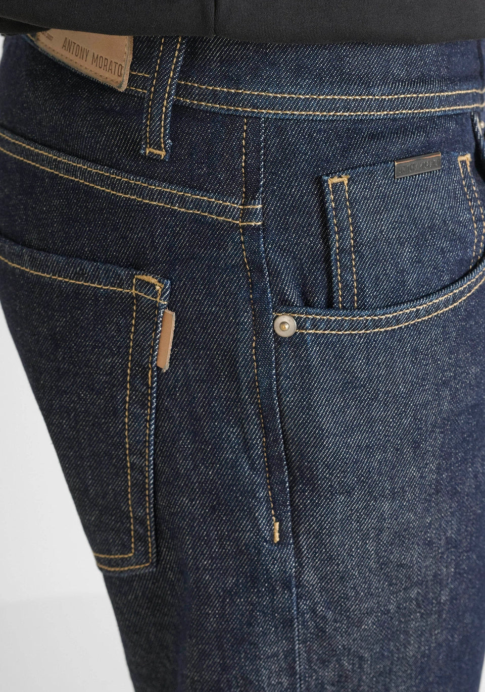 VAQUEROS SLIM FIT "ARGON" LARGO AL TOBILLO EN DENIM AZUL PROFUNDO