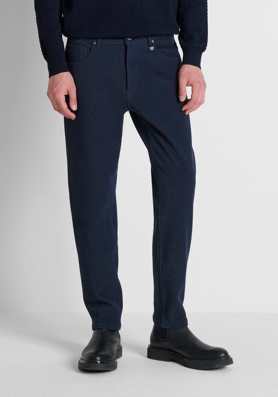Pantalones "Argon" azul marino slim fit al tobillo