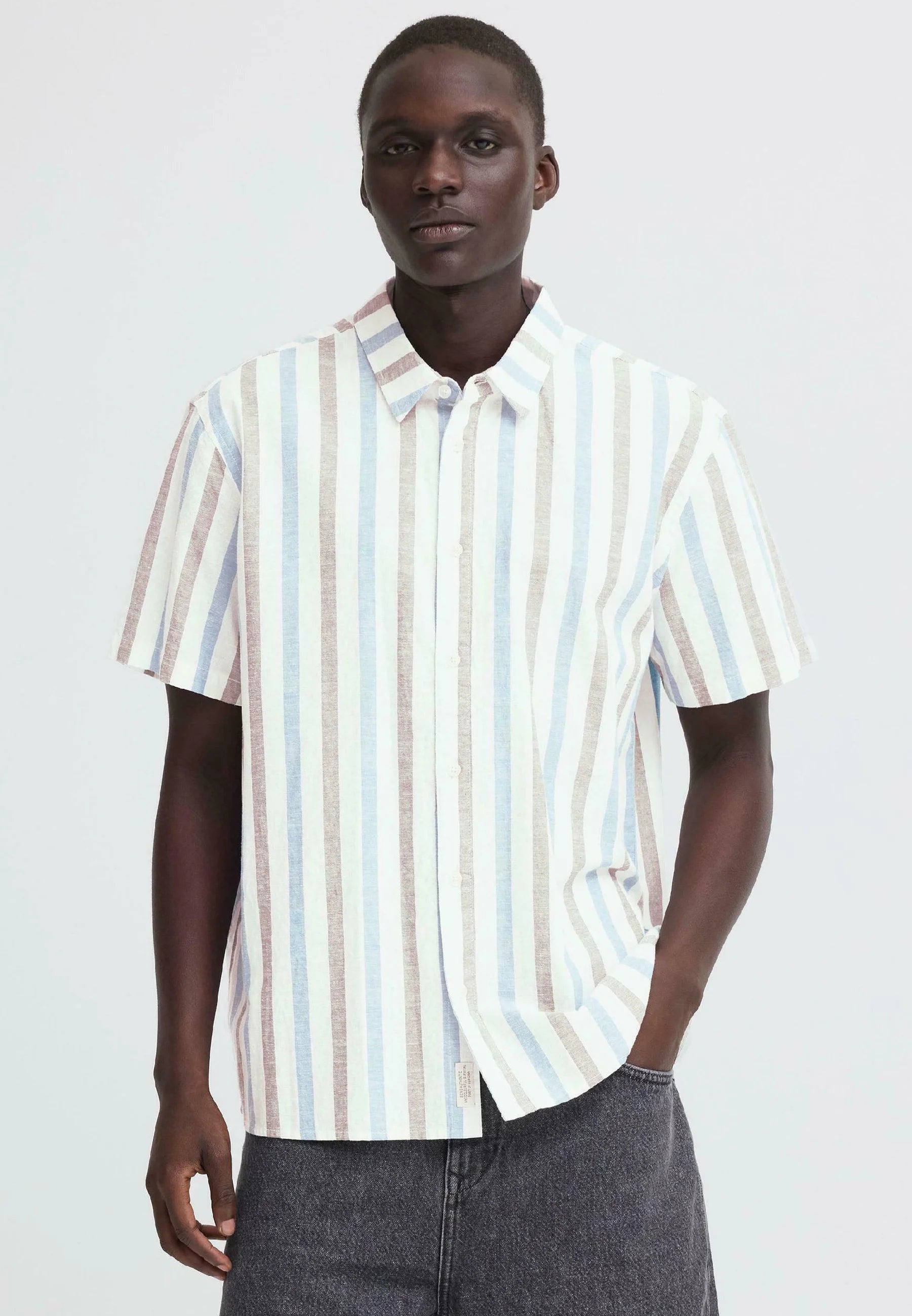 BHABAN LINEN-MIX STRIPED - Camisa - lichen blue