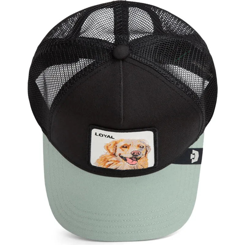 Gorra trucker negra y verde perro labrador retriever The Loyal Dog The Farm de Goorin Bros.