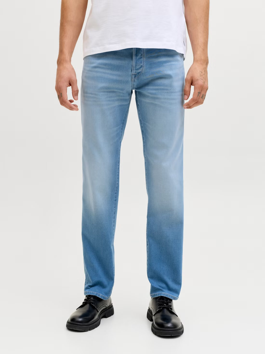 JJIMIKE FOX GE 422 SN Vaqueros de corte tapered