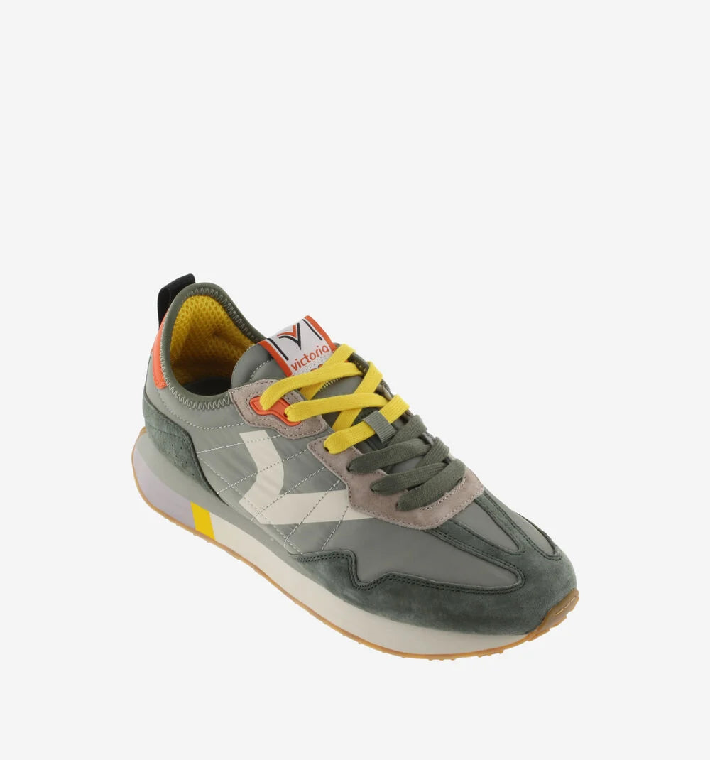 Zapatillas Victoria 1985 Bolt verde