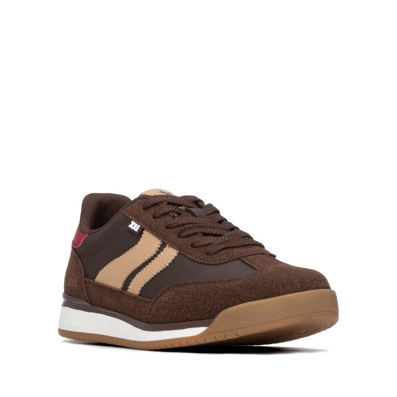 Zapatilla de hombre plano Xti 14677001 Marrón