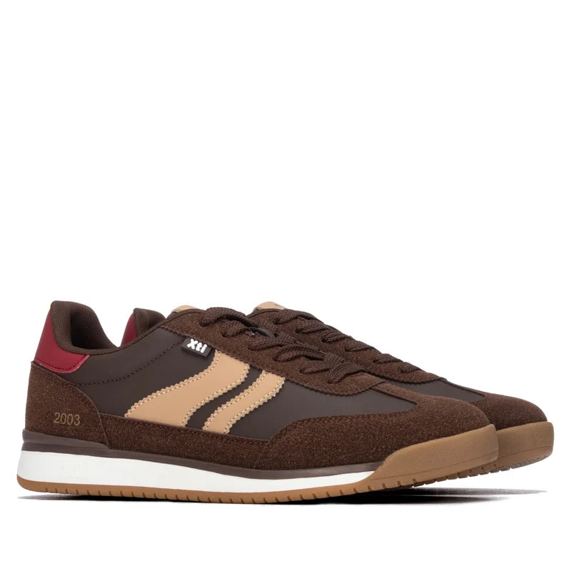 Zapatilla de hombre plano Xti 14677001 Marrón