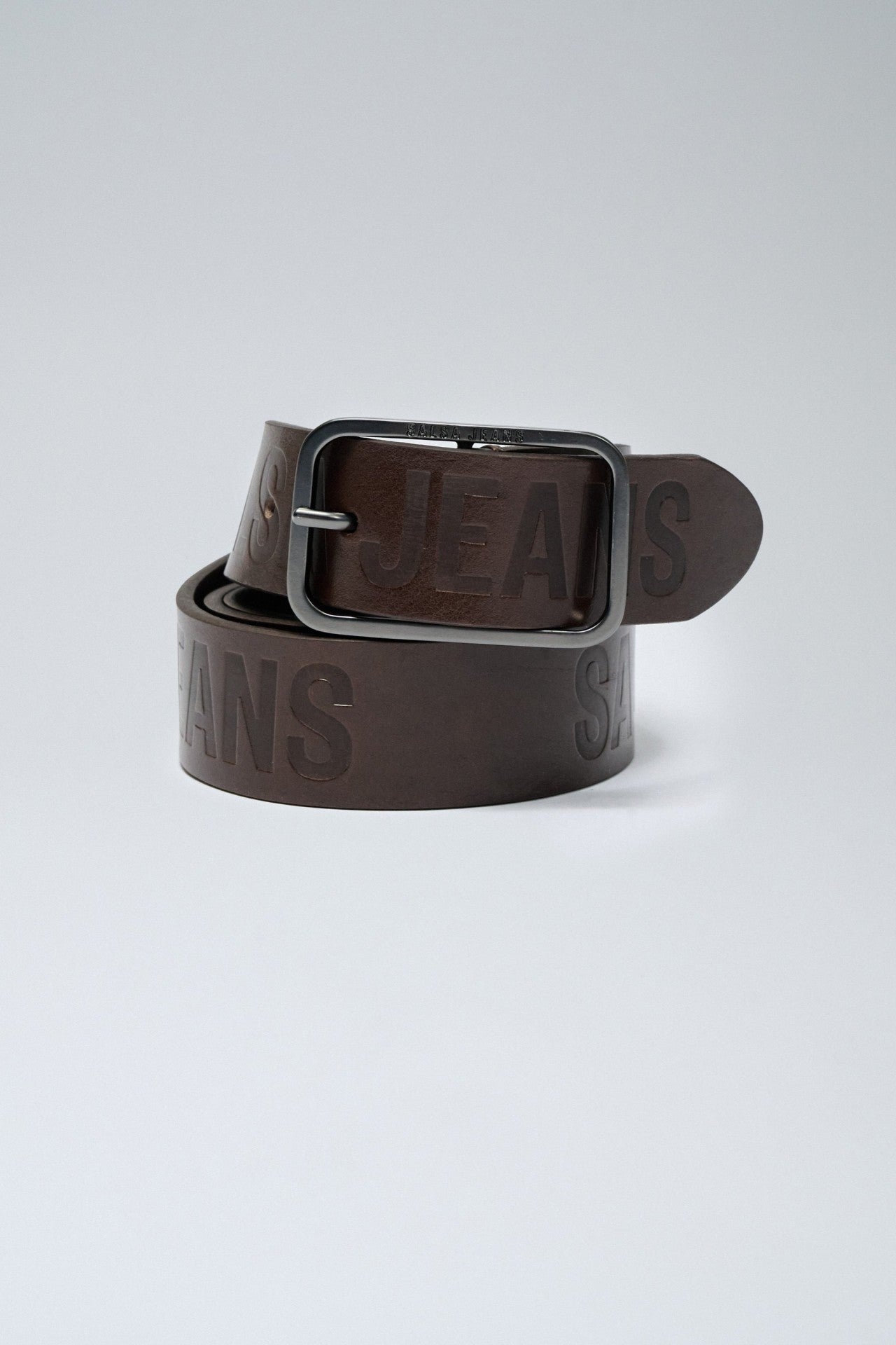 CINTURÓN DE PIEL CON DETALLE DE BRANDING