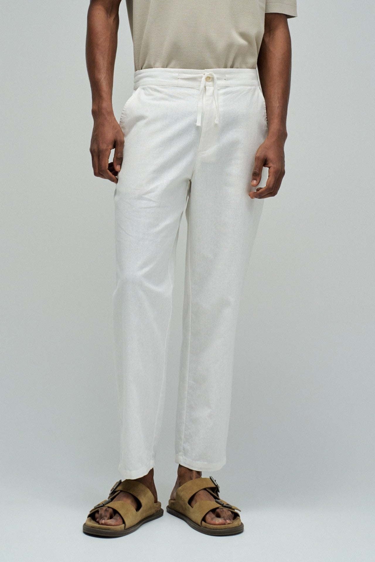 PANTALONES JOGGERS CON LINO