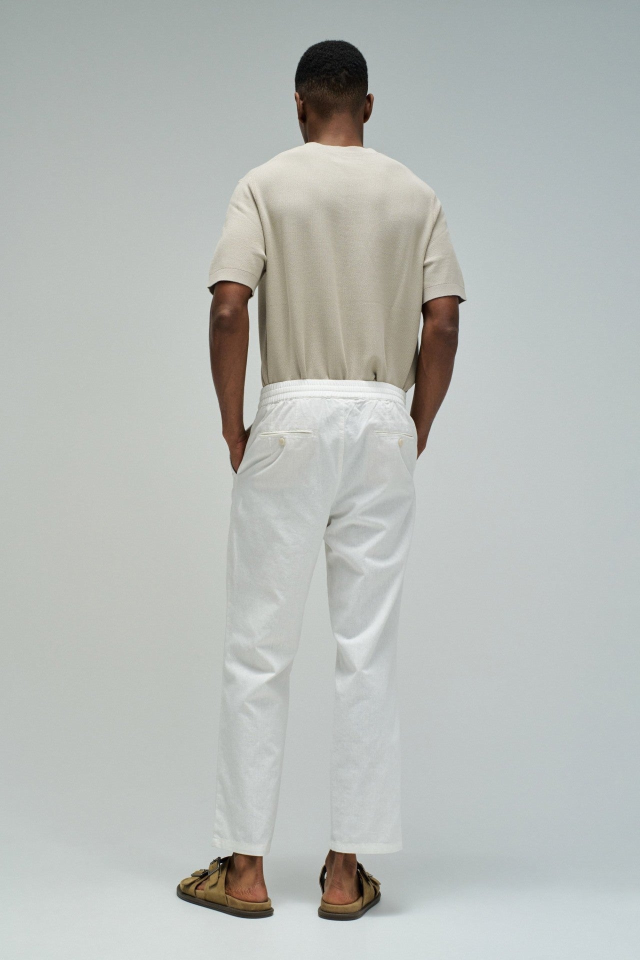 PANTALONES JOGGERS CON LINO