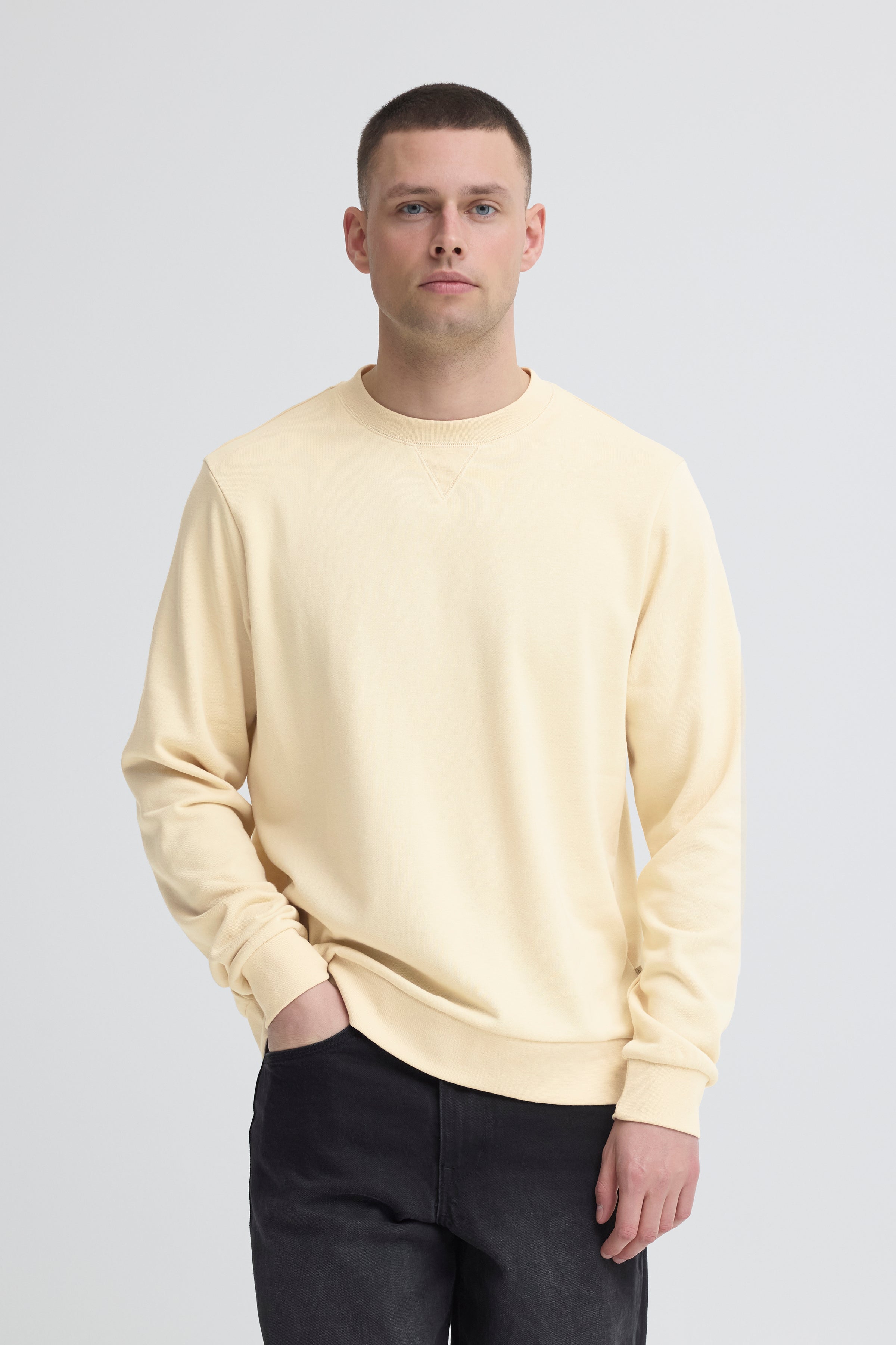 BH KARLOS CREW SWEATSHIRT (Copia)