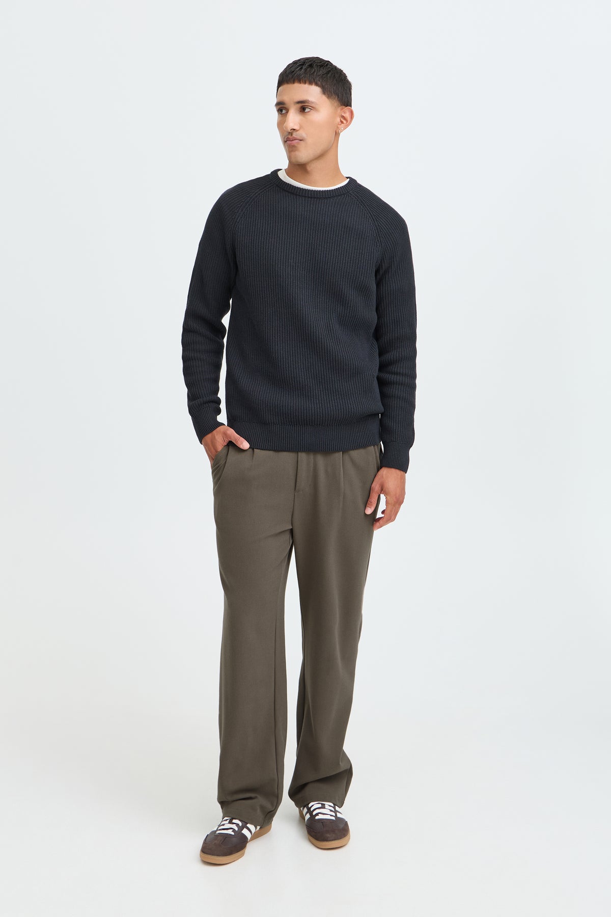 Pantalón chino Blend Malvin Loose Fit