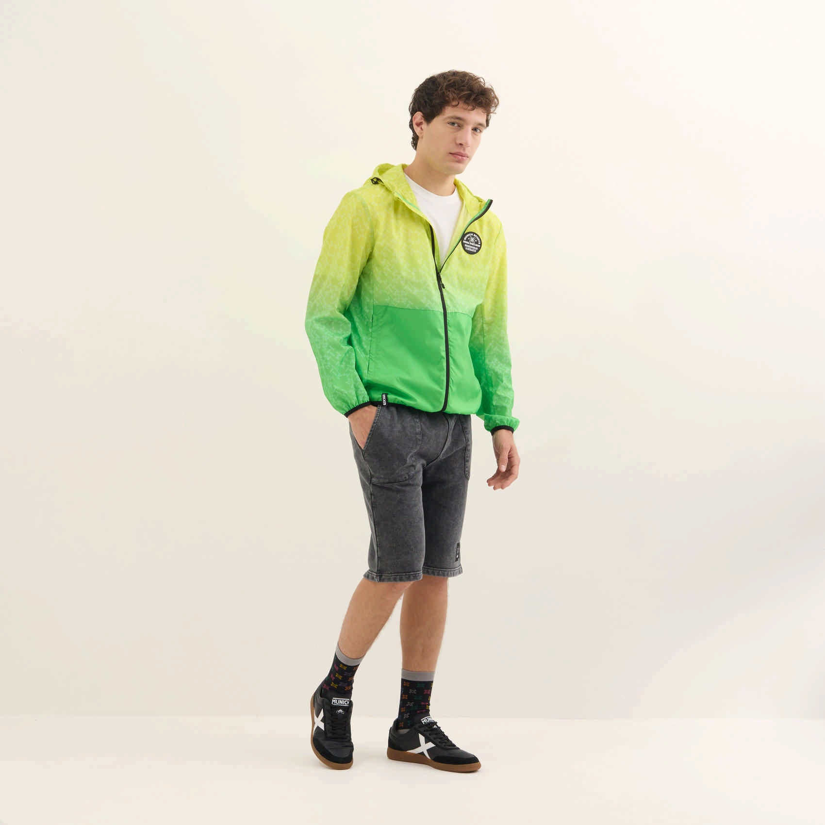 Chaqueta Cortavientos Ultraligera Degradado Lima y Monograma STREETWEAR WINDBRAKER MONOGRAM