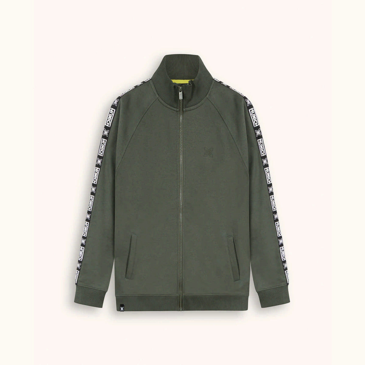 Chaqueta Deportiva de Chándal Negra con Banda Lateral ESSENTIALS JACKET SQUADRA BLACK (Copia)