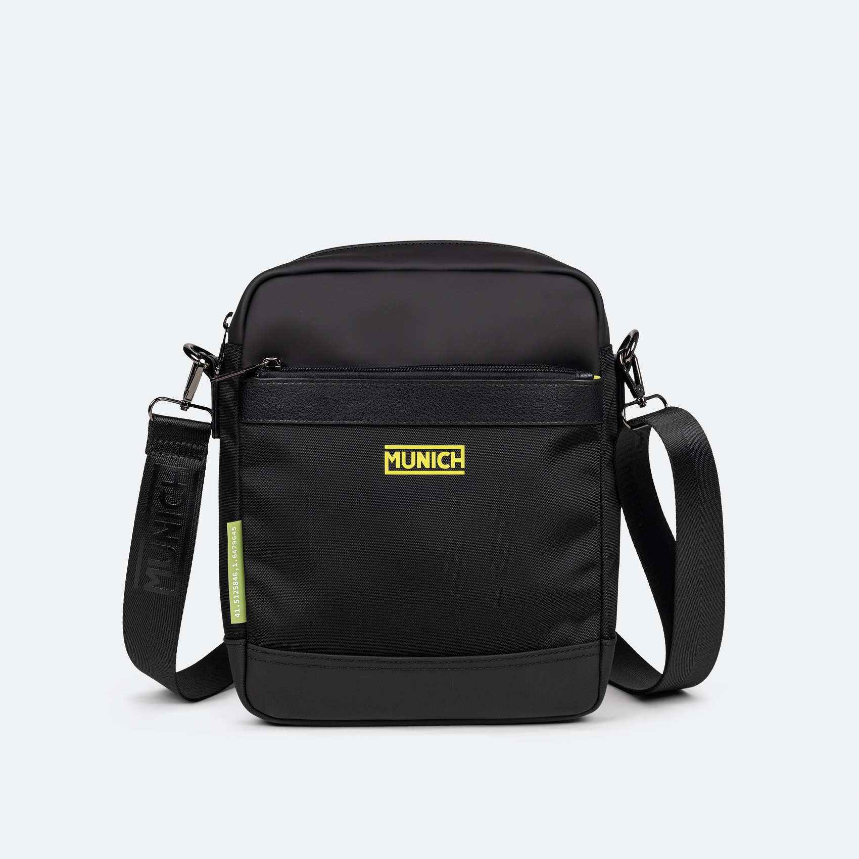 Bandolera Negra de Alta Resistencia con Bolsillo Frontal JUNGLE CROSSBODY