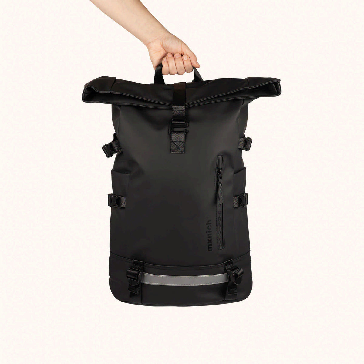 Mochila Urbana Impermeable con Cierre Roll Top Negra HUSH ROLL BACKPACK BLACK