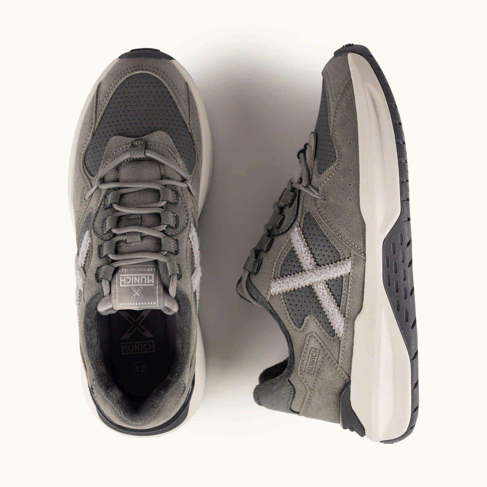 MUNICH NEXA 27 Sneakers de diseño futurista Gris Carbón y Negro