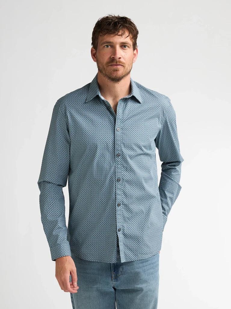 Camisa entallada con microestampado millworks