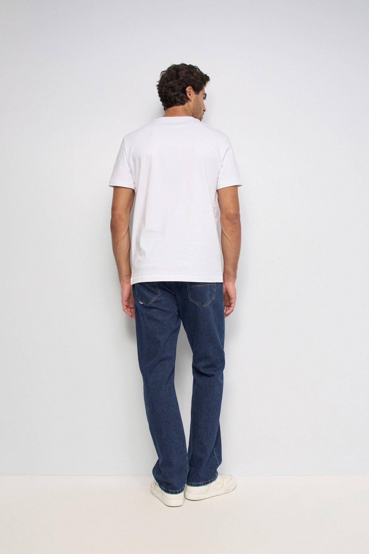 COTTON T-SHIRT W/INDIGO EMBROIDERY PRINT