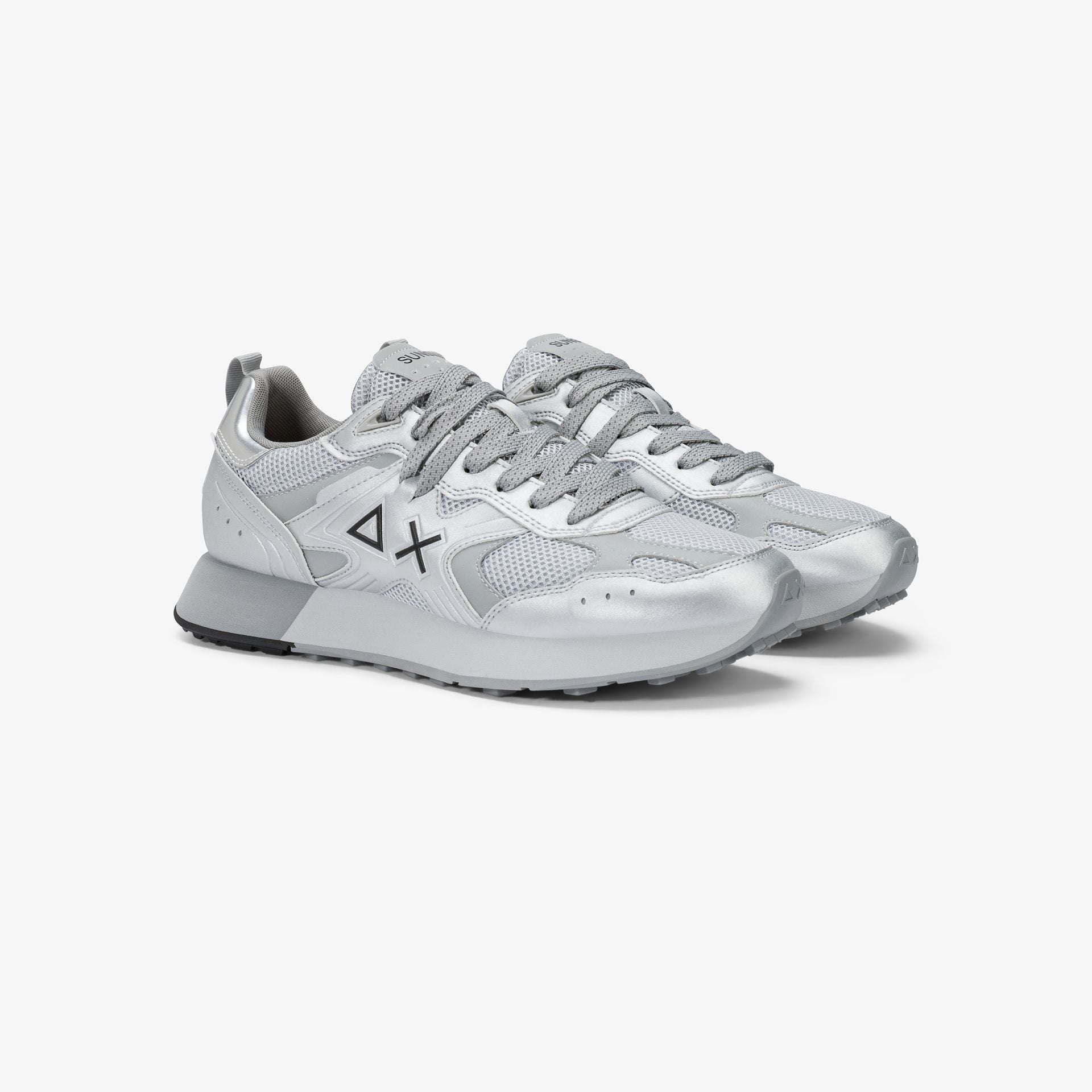 Zapatillas Silver Jaki 2.0 de malla plateada