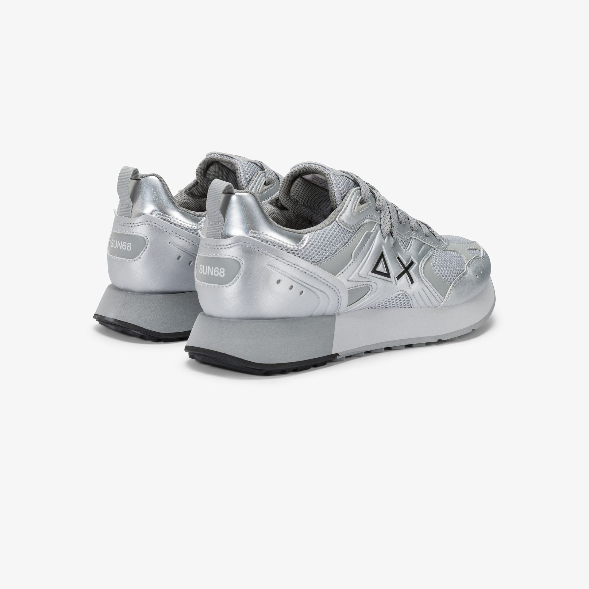 Zapatillas Silver Jaki 2.0 de malla plateada