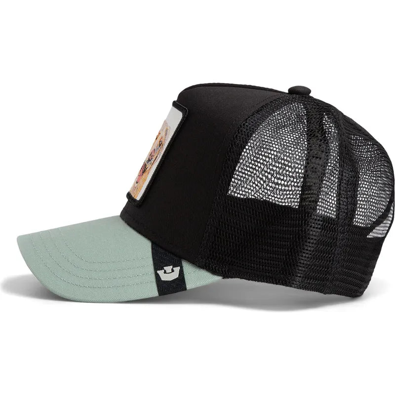 Gorra trucker negra y verde perro labrador retriever The Loyal Dog The Farm de Goorin Bros.